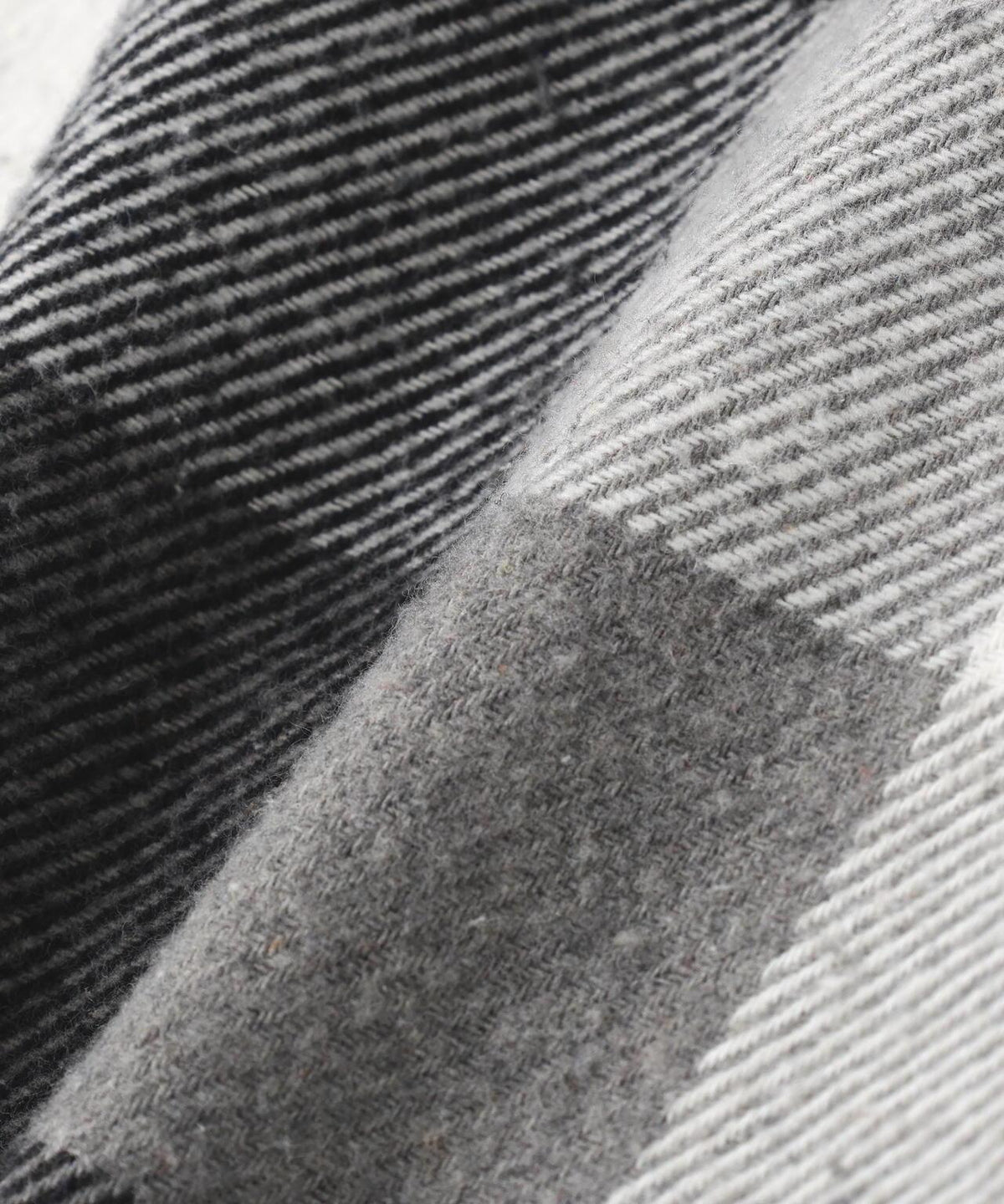 170938981