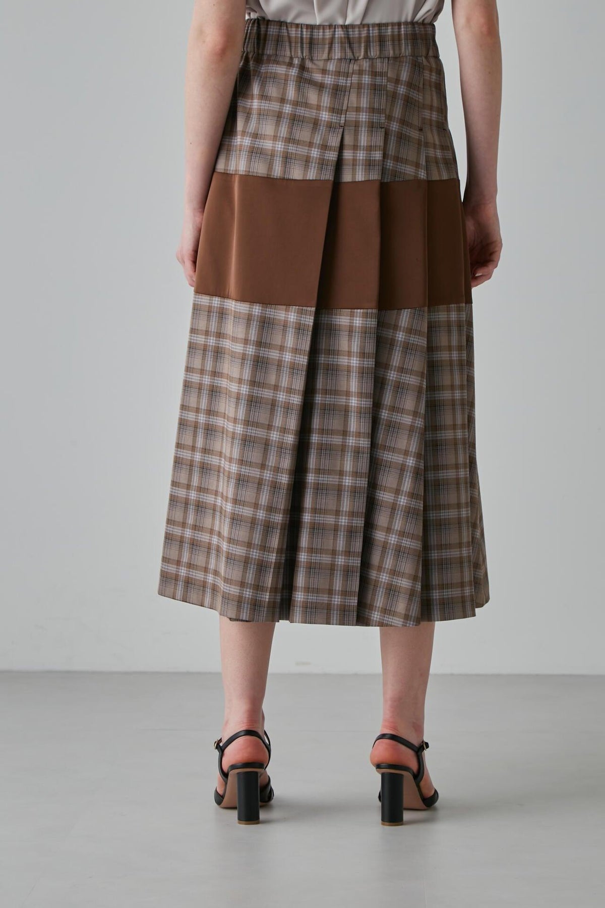 172568240