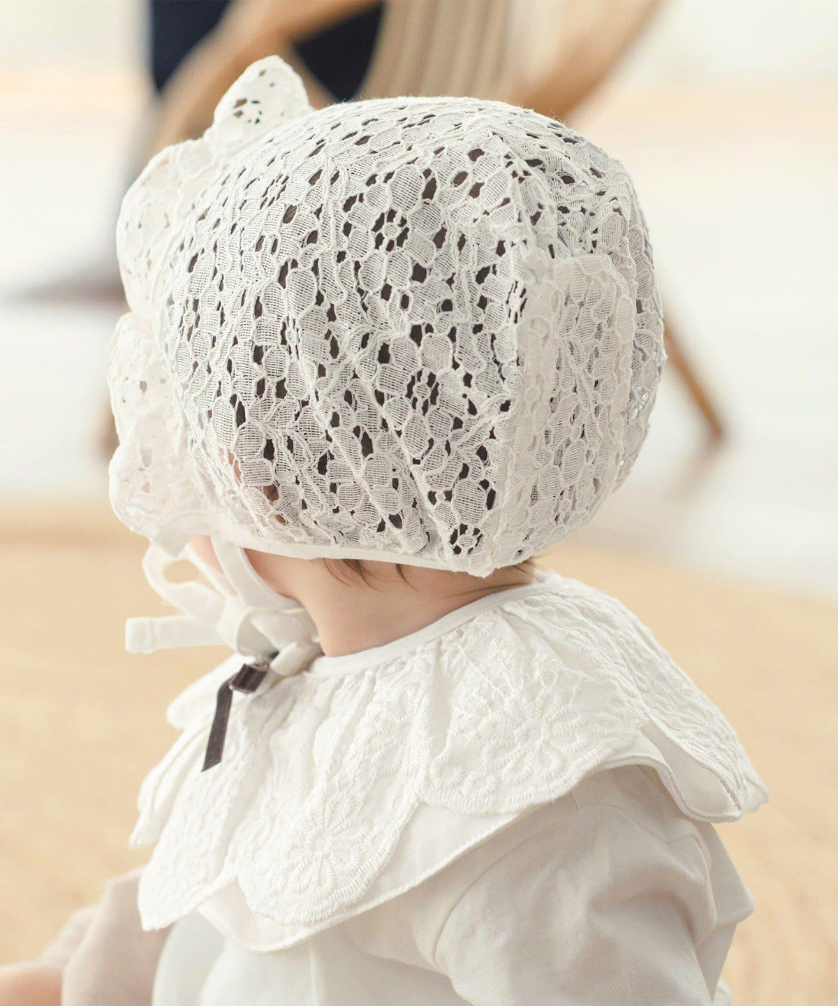 173658087