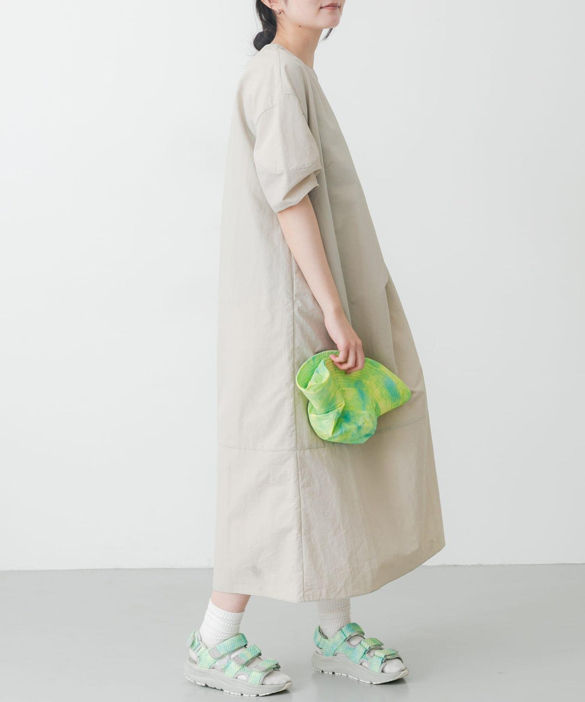 169622611