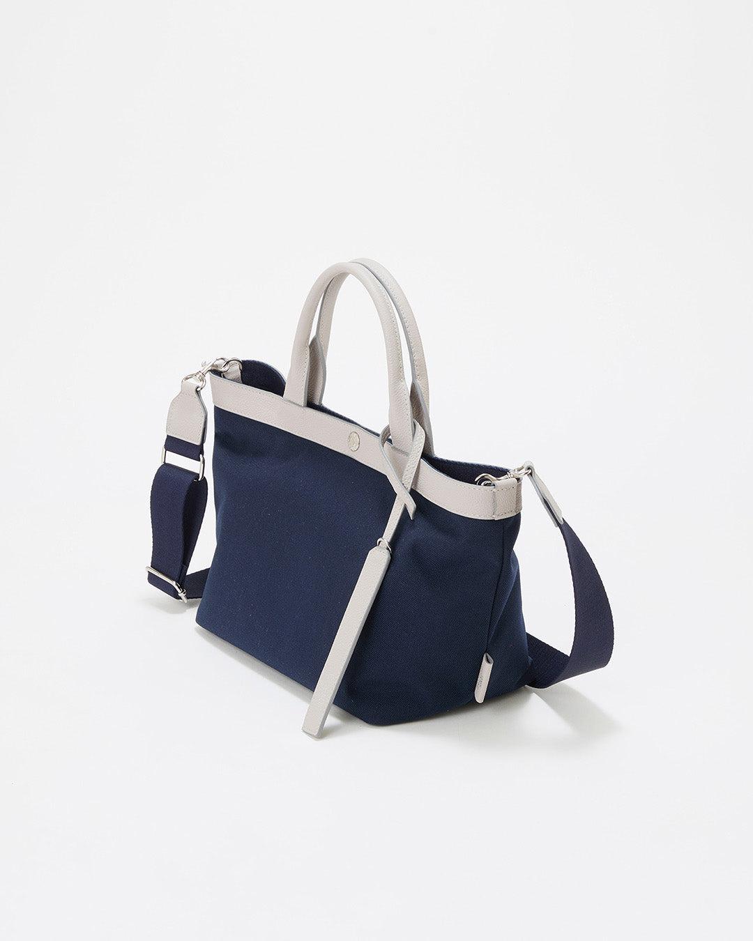 173596814