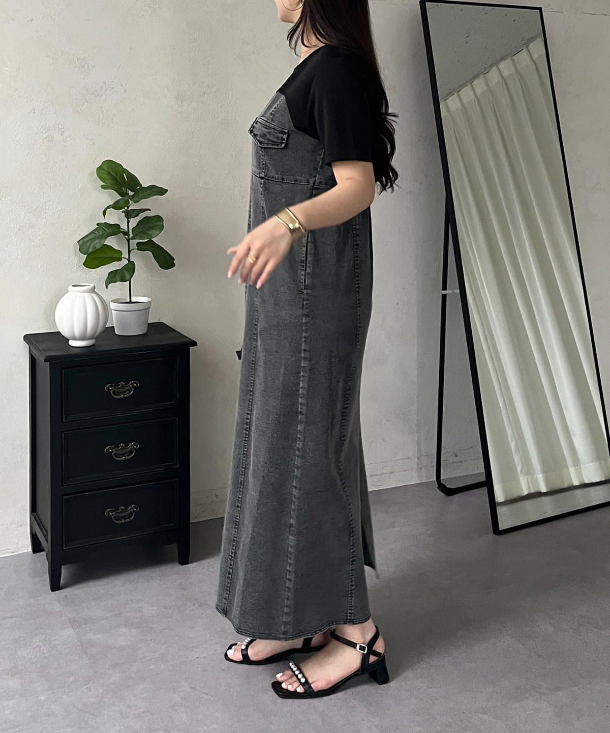 170238715