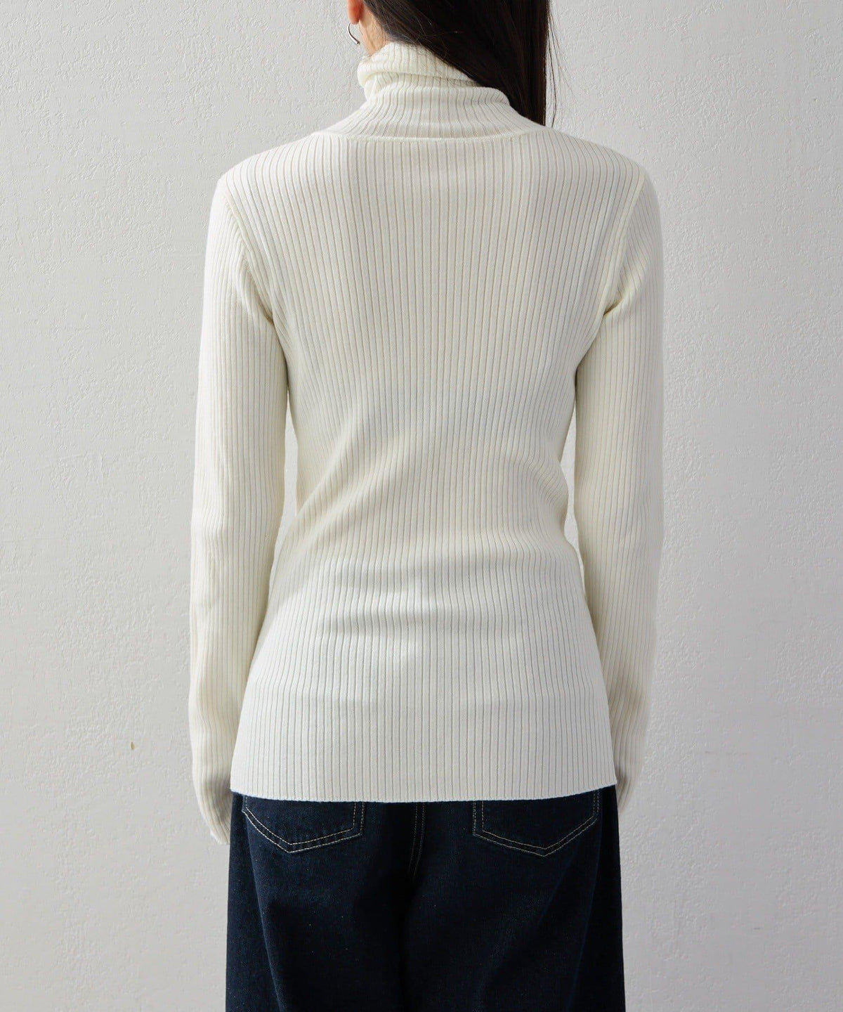173535405