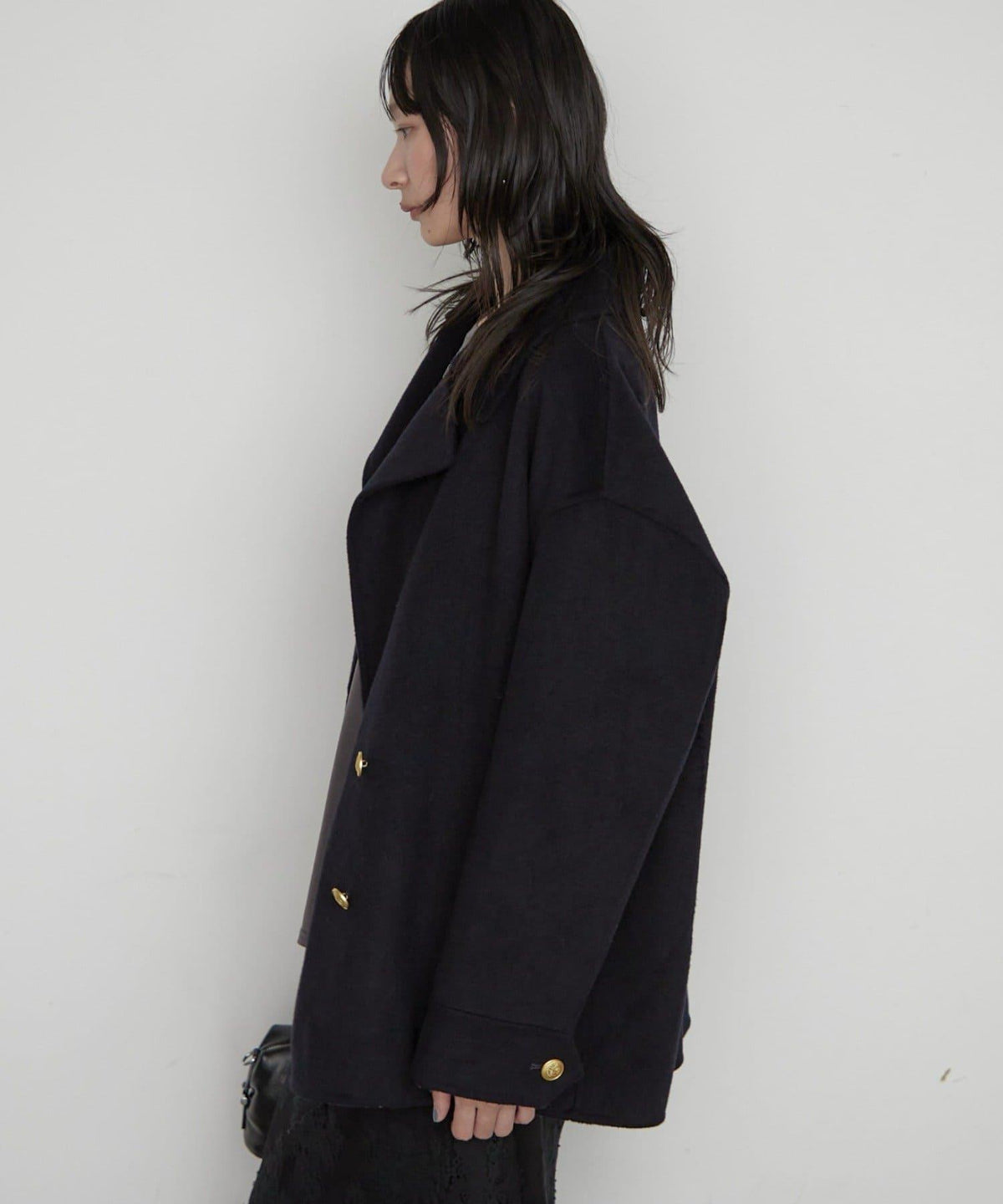172956125